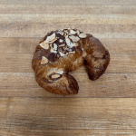 Croissant aux amandes